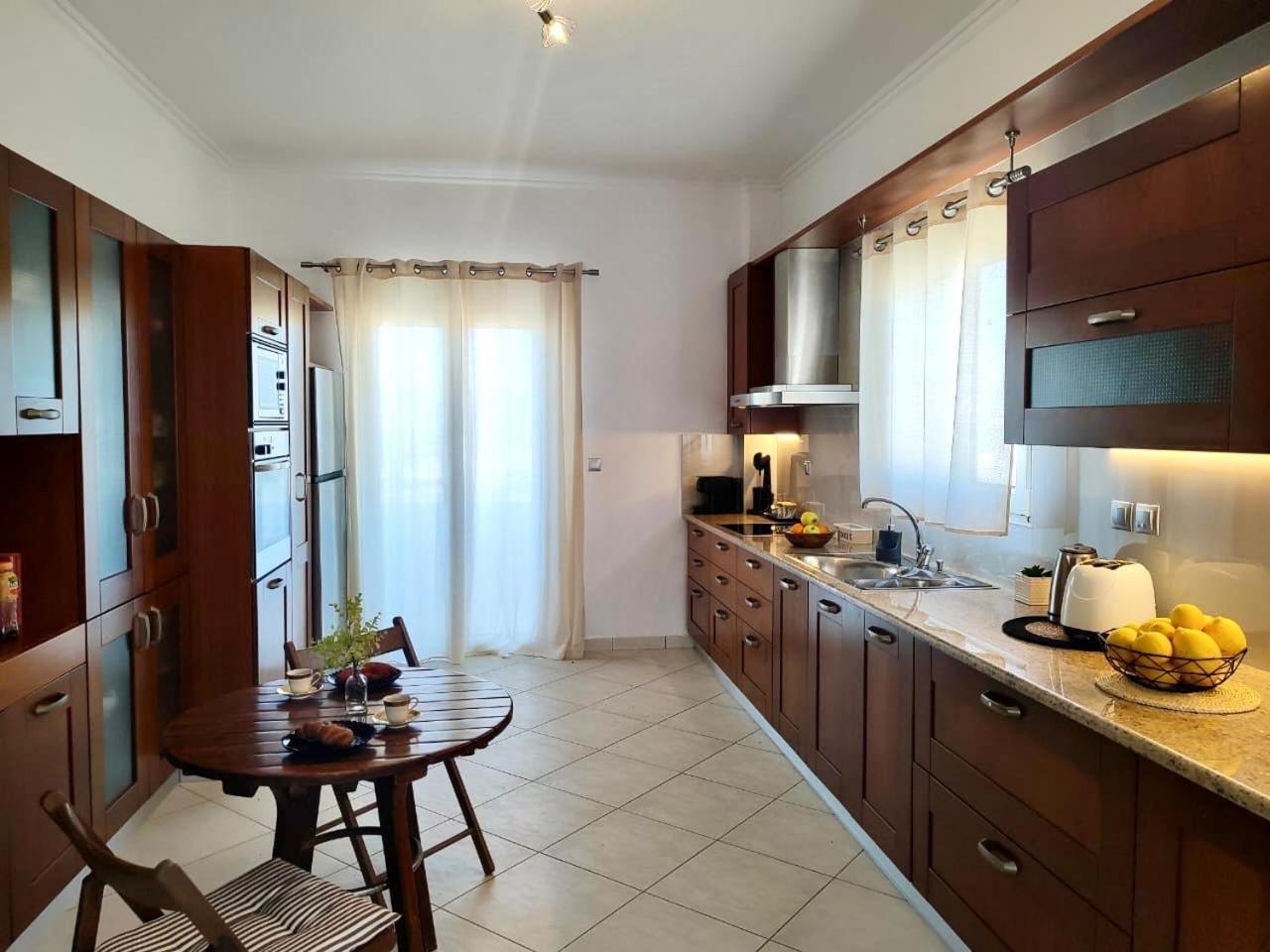 Theasis Apartments Αδάμας Εξωτερικό φωτογραφία