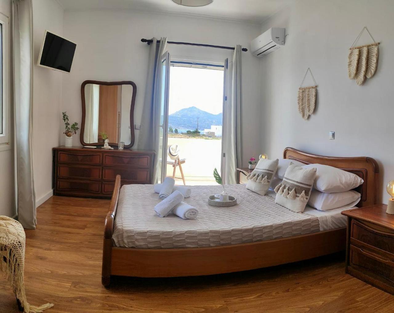 Theasis Apartments Αδάμας Εξωτερικό φωτογραφία