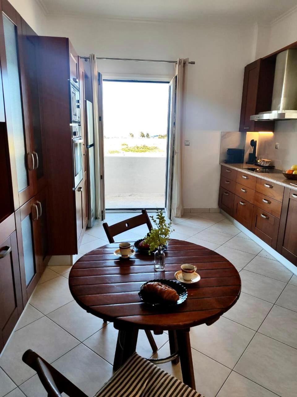 Theasis Apartments Αδάμας Εξωτερικό φωτογραφία