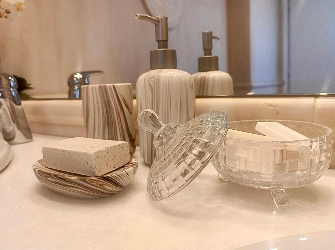 Theasis Apartments Αδάμας Εξωτερικό φωτογραφία
